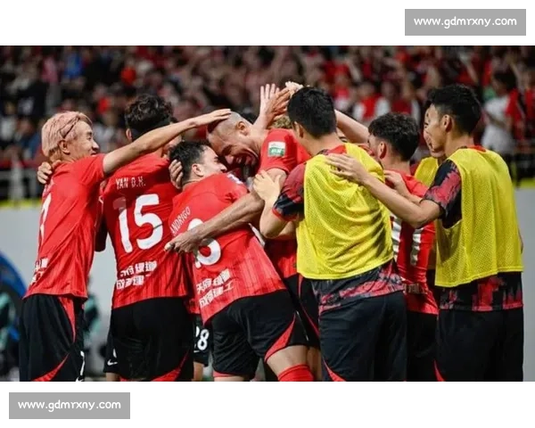 领先优势瞬间崩塌关键失误频发球队在绝望中惨遭逆转的夜晚令人唏嘘